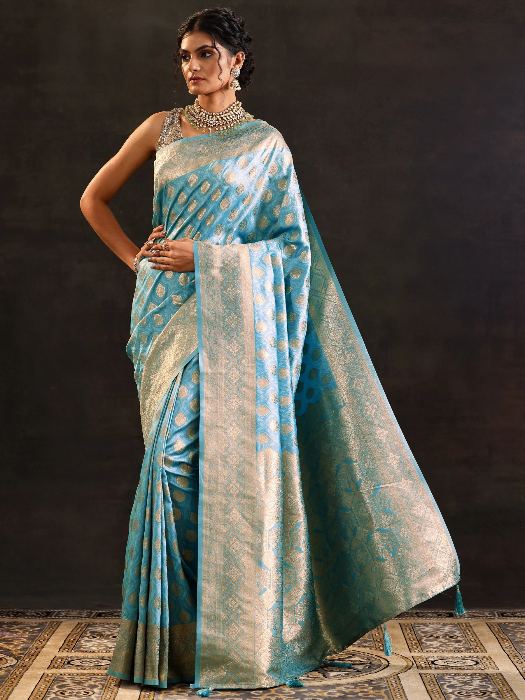 Blue Woven Design Silk Blend Saree With Unstitched Blouse Piece-1 Blue Woven Design Silk Blend Saree With Unstitched Blouse Piece - Image 1