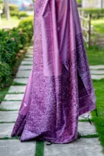 Purple Raw Silk Saree With Blouse Piece - Image 3